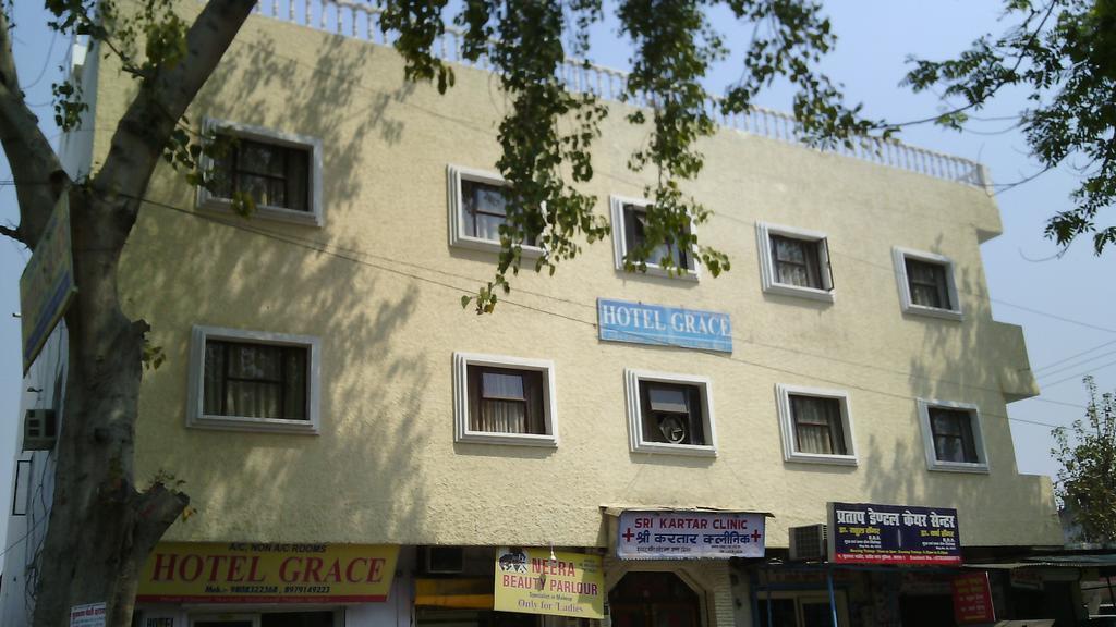 Hotel Grace Agra  Buitenkant foto